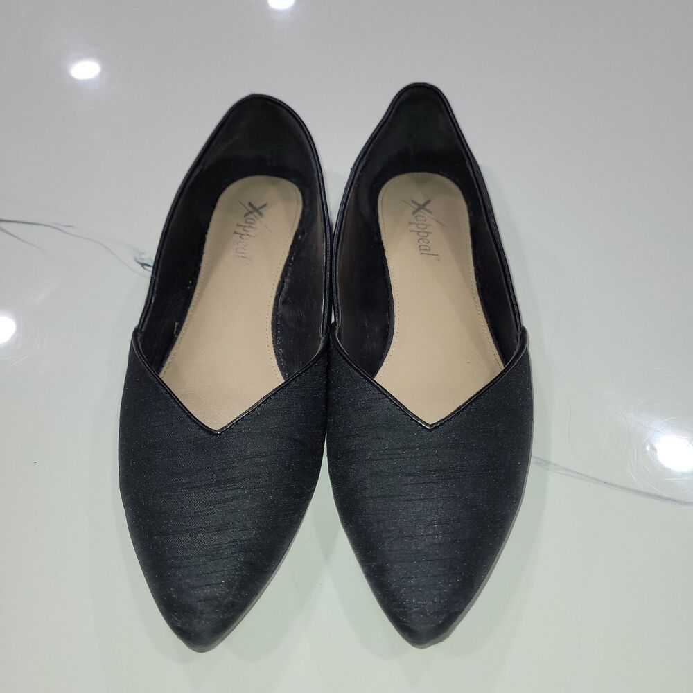 Xappeal Womens SZ 10M Black Tulip Lightly Cushioned Slip On Flats RAELYNN 109605